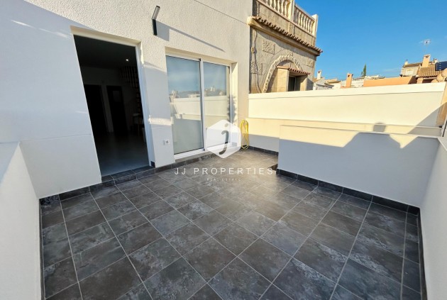 Z drugiej ręki - Szalet -
Torrevieja - Costa Blanca