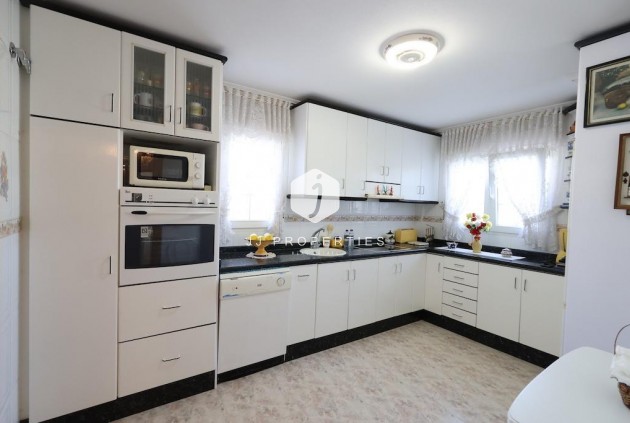 Z drugiej ręki - Villa -
Orihuela Costa - Costa Blanca