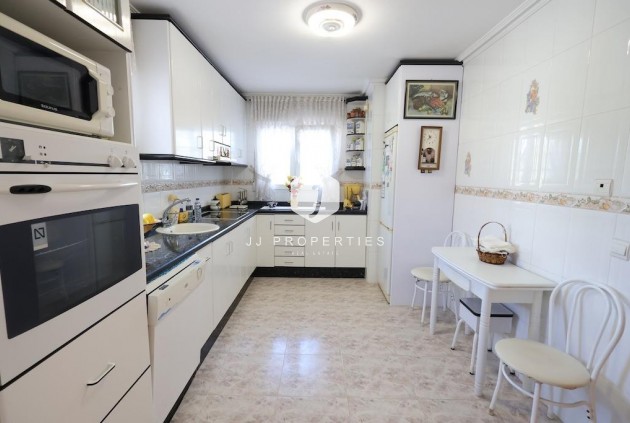 Z drugiej ręki - Villa -
Orihuela Costa - Costa Blanca