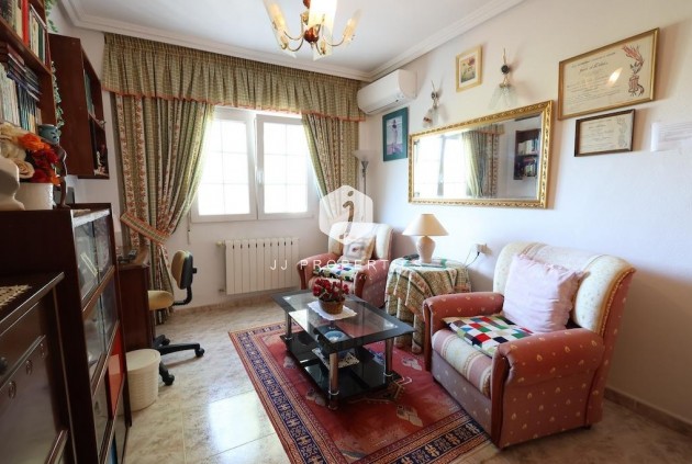 Z drugiej ręki - Villa -
Orihuela Costa - Costa Blanca