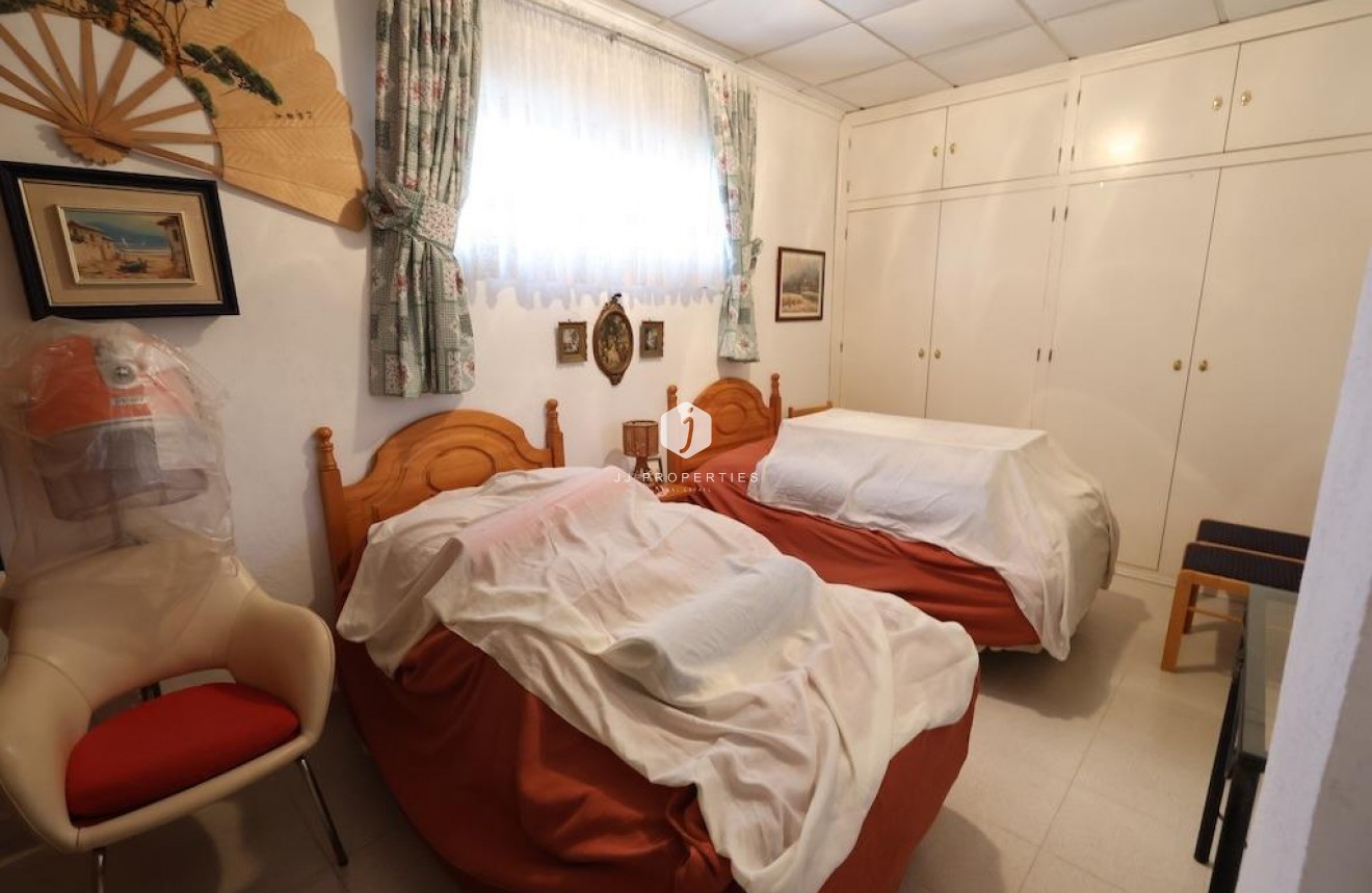 Z drugiej ręki - Villa -
Orihuela Costa - Costa Blanca