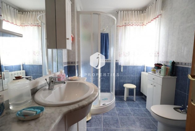 Z drugiej ręki - Villa -
Orihuela Costa - Costa Blanca