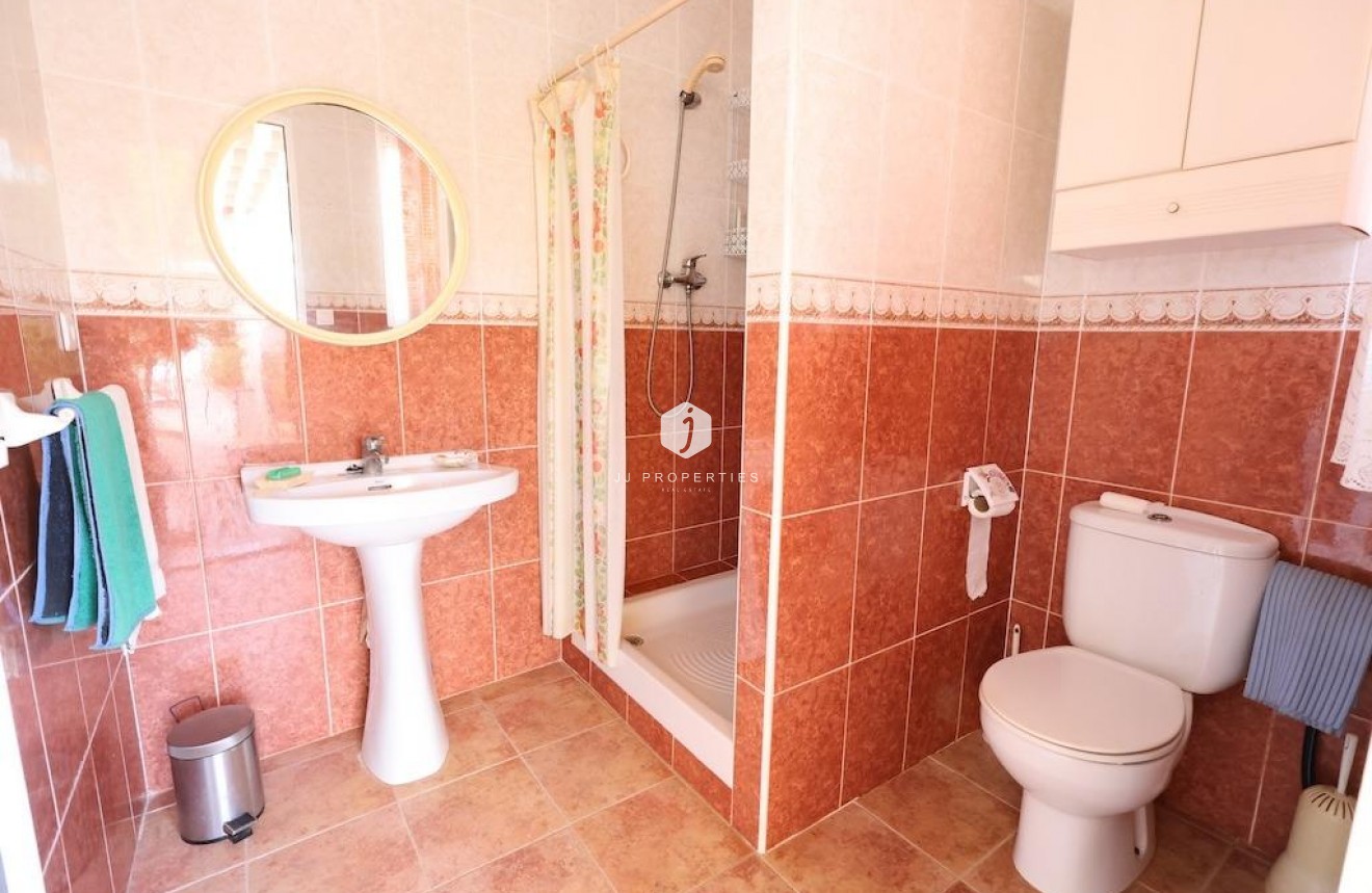 Z drugiej ręki - Villa -
Orihuela Costa - Costa Blanca