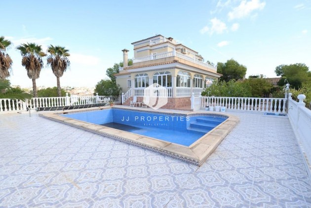 Z drugiej ręki - Villa -
Orihuela Costa - Costa Blanca