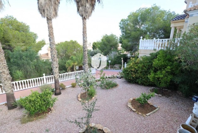 Z drugiej ręki - Villa -
Orihuela Costa - Costa Blanca