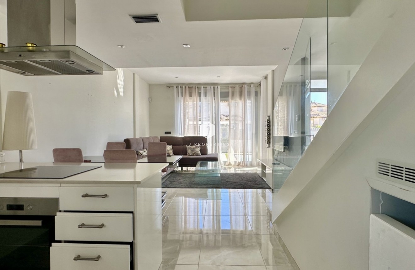 Z drugiej ręki - Villa -
Orihuela Costa - Costa Blanca