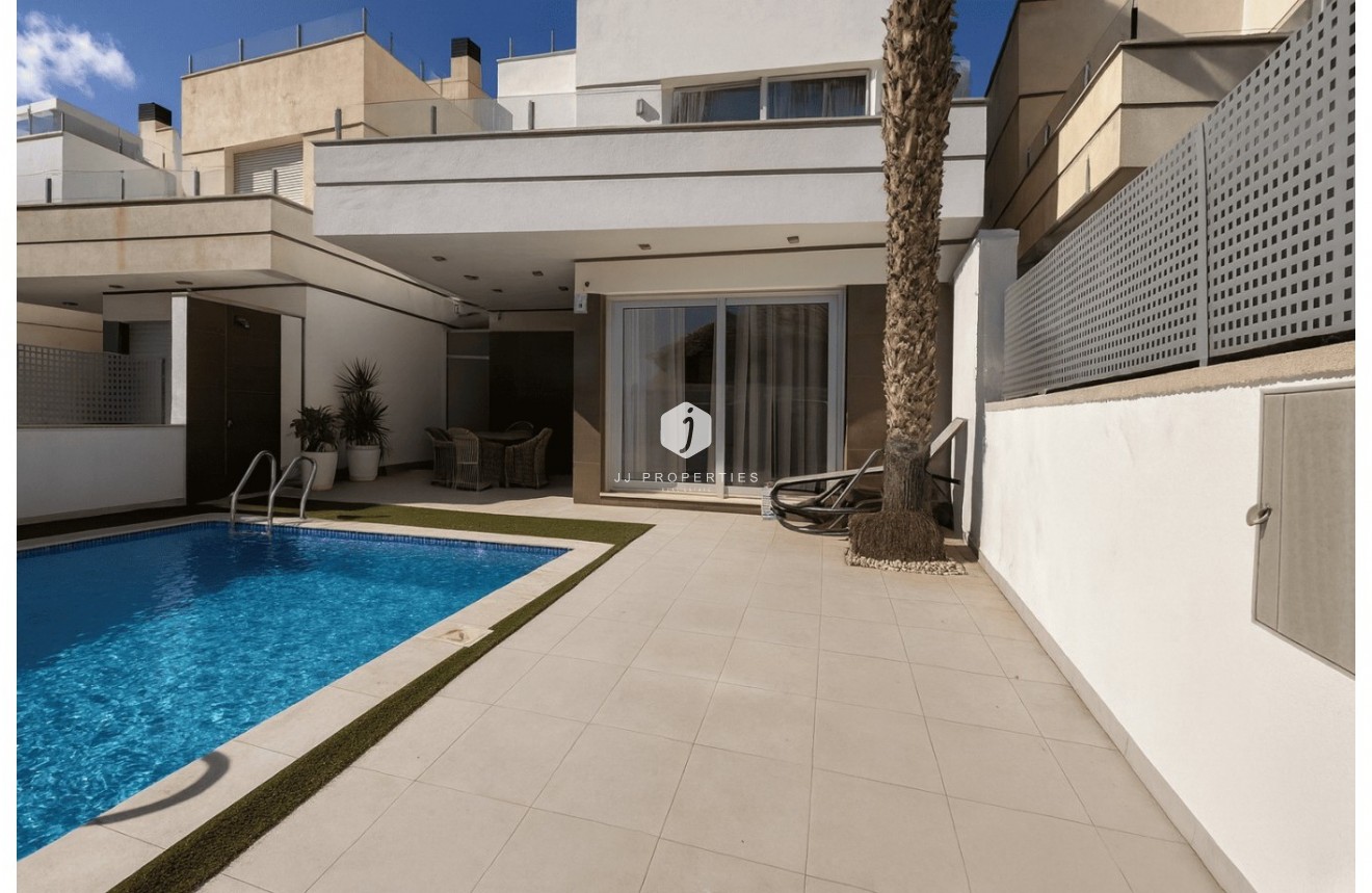 Z drugiej ręki - Villa -
Orihuela Costa - Costa Blanca