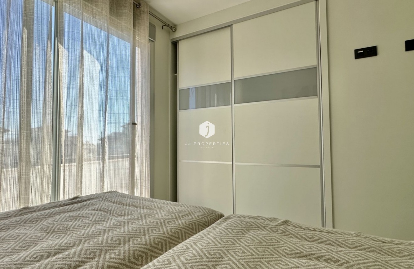 Z drugiej ręki - Villa -
Orihuela Costa - Costa Blanca