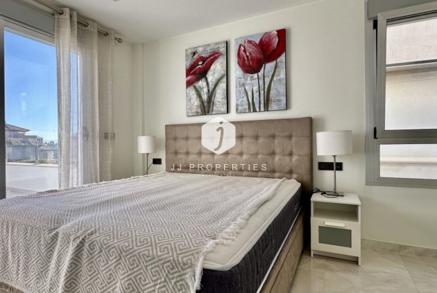 Z drugiej ręki - Villa -
Orihuela Costa - Costa Blanca