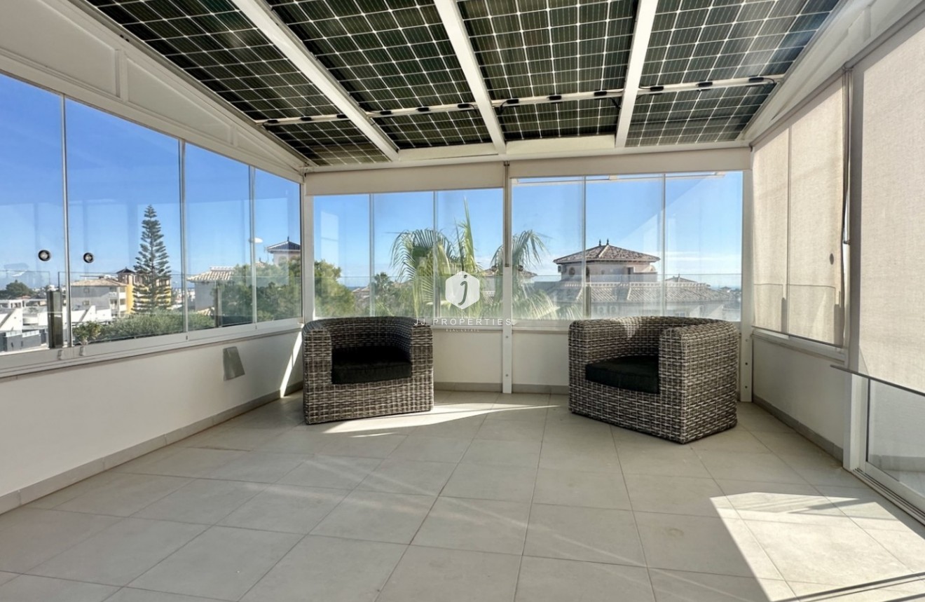 Z drugiej ręki - Villa -
Orihuela Costa - Costa Blanca