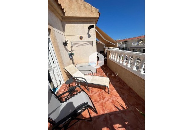 Z drugiej ręki - Bungalow -
Torrevieja - aguas nuevas