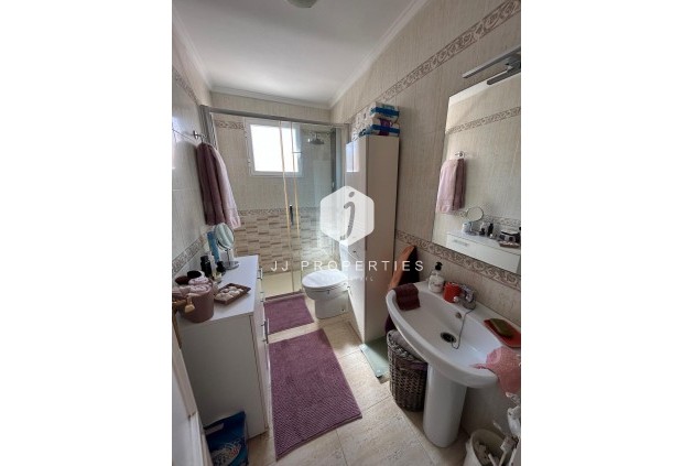 Z drugiej ręki - Bungalow -
Torrevieja - aguas nuevas