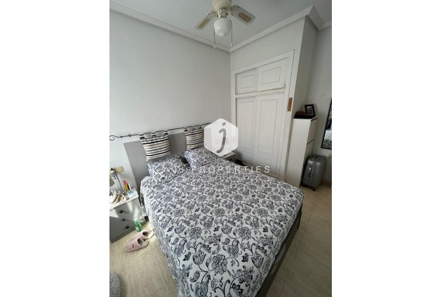 Z drugiej ręki - Bungalow -
Torrevieja - aguas nuevas