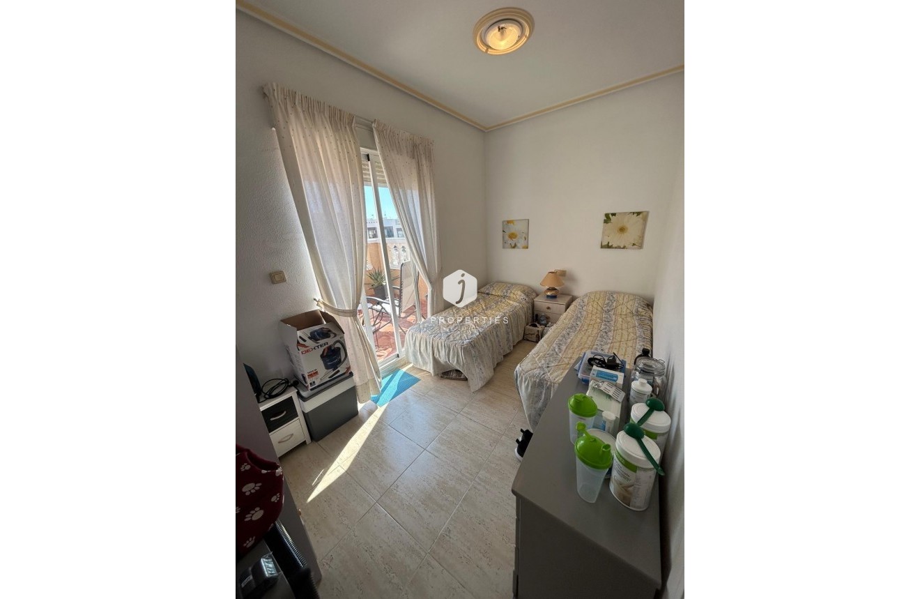 Z drugiej ręki - Bungalow -
Torrevieja - aguas nuevas