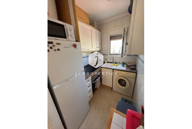 Z drugiej ręki - Bungalow -
Torrevieja - aguas nuevas