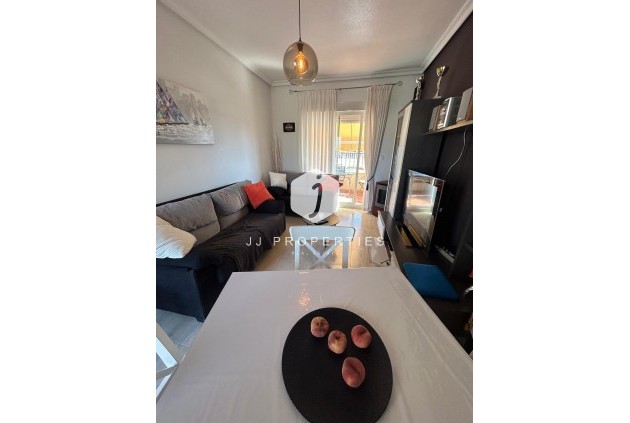 Z drugiej ręki - Bungalow -
Torrevieja - aguas nuevas