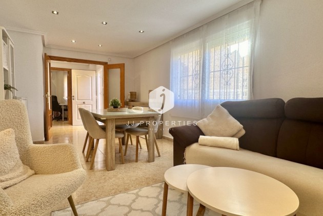 Z drugiej ręki - Szalet -
Orihuela Costa - Costa Blanca