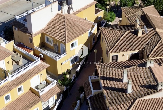 Z drugiej ręki - Szalet -
Orihuela Costa - Costa Blanca