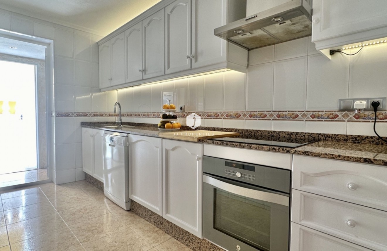 Z drugiej ręki - Szalet -
Orihuela Costa - Costa Blanca