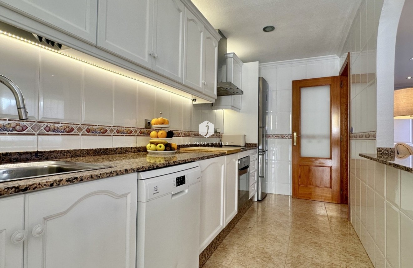 Z drugiej ręki - Szalet -
Orihuela Costa - Costa Blanca