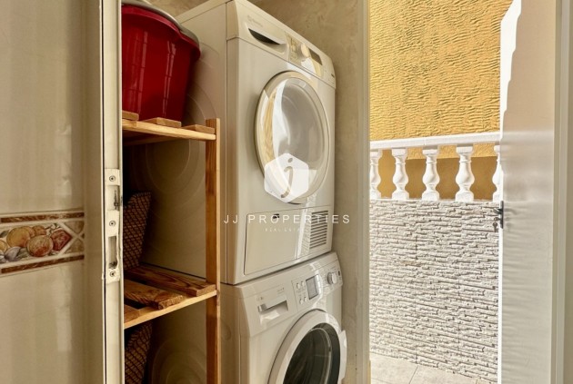 Z drugiej ręki - Szalet -
Orihuela Costa - Costa Blanca