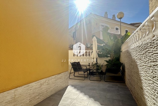 Z drugiej ręki - Szalet -
Orihuela Costa - Costa Blanca