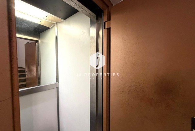 Z drugiej ręki - Mieszkanie w bloku -
Torrevieja - Playa del Cura