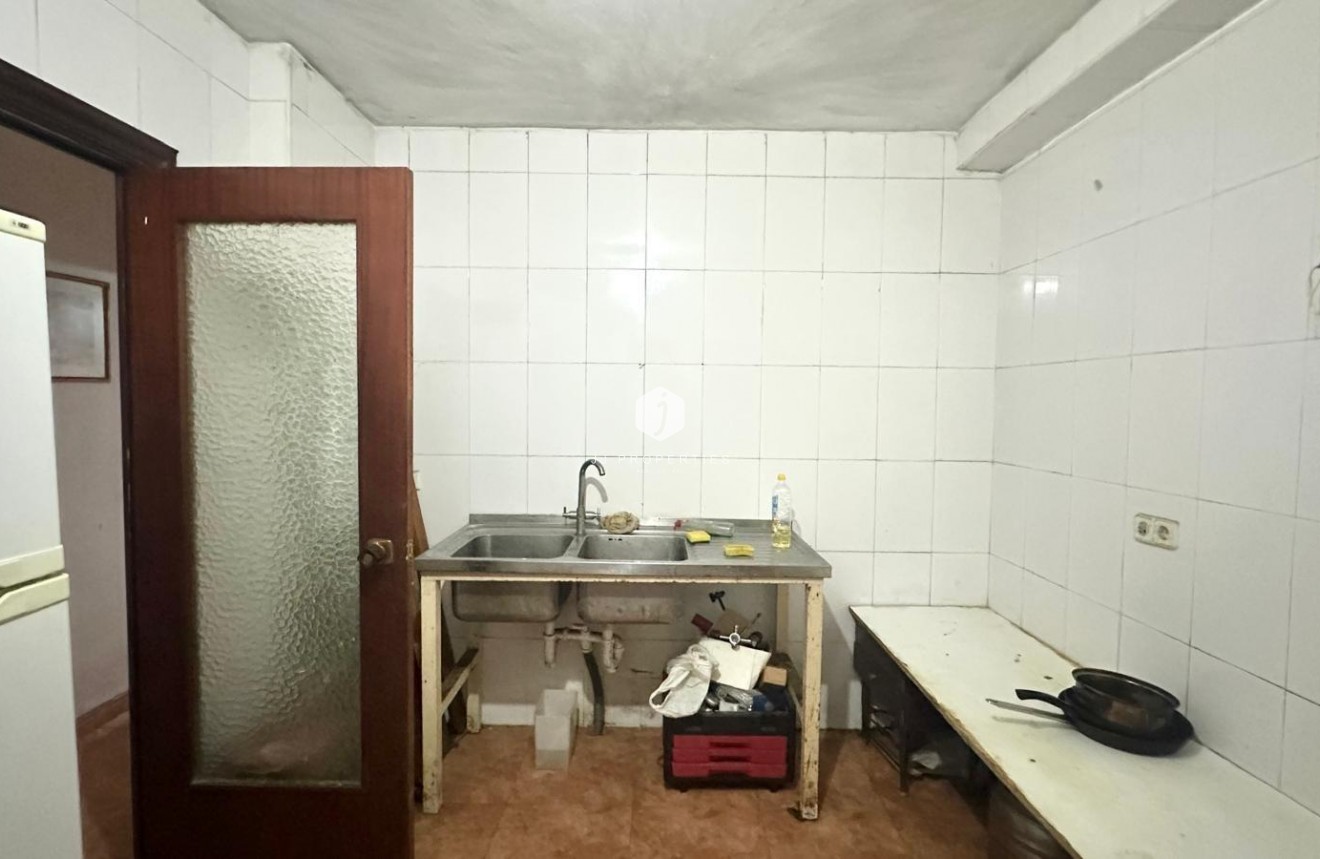 Z drugiej ręki - Mieszkanie w bloku -
Torrevieja - Playa del Cura