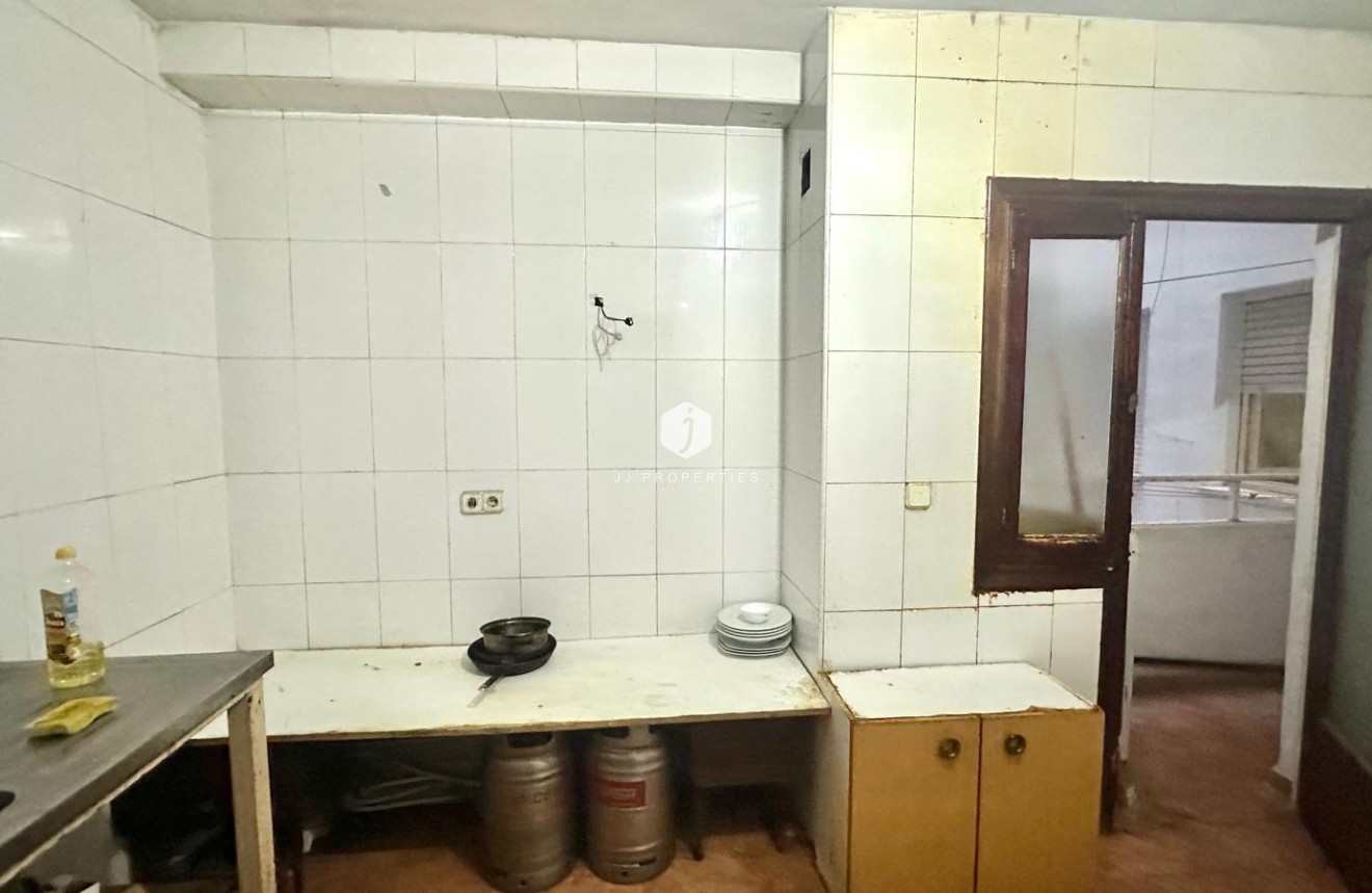 Z drugiej ręki - Mieszkanie w bloku -
Torrevieja - Playa del Cura