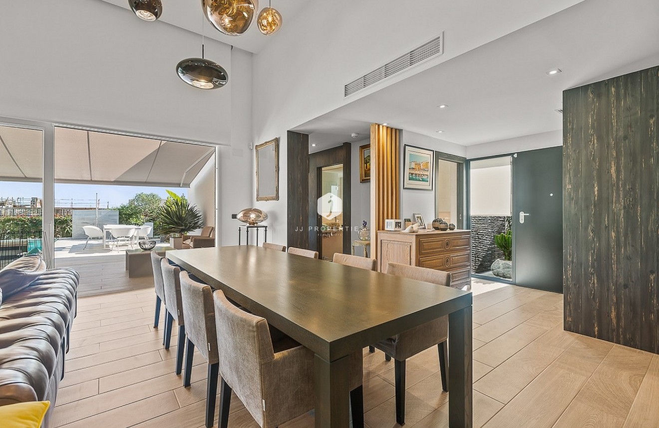 Z drugiej ręki - Villa -
La Finca Golf Resort - Inland