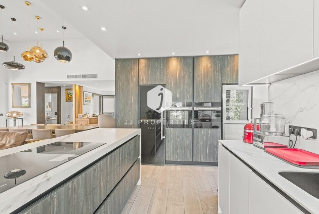 Z drugiej ręki - Villa -
La Finca Golf Resort - Inland