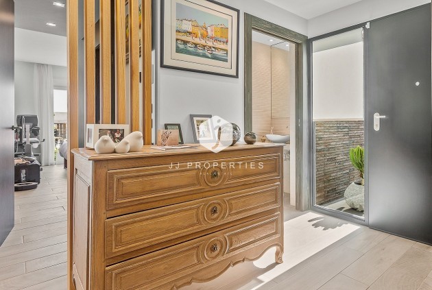 Z drugiej ręki - Villa -
La Finca Golf Resort - Inland