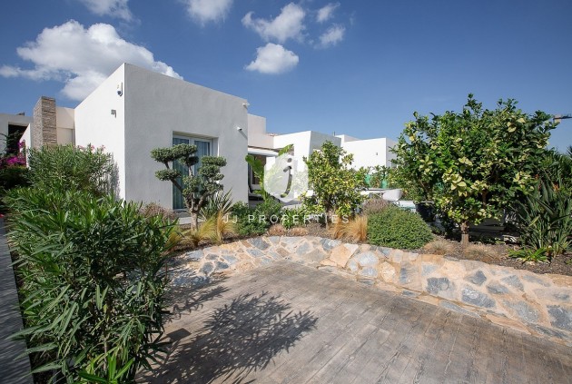 Z drugiej ręki - Villa -
La Finca Golf Resort - Inland