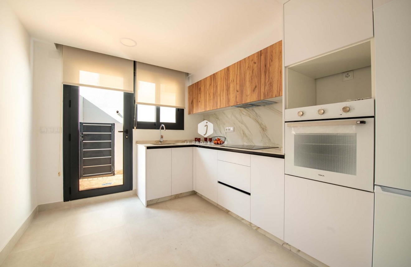 Nouvelle construction - Bungalow -
Cox - San Fernando