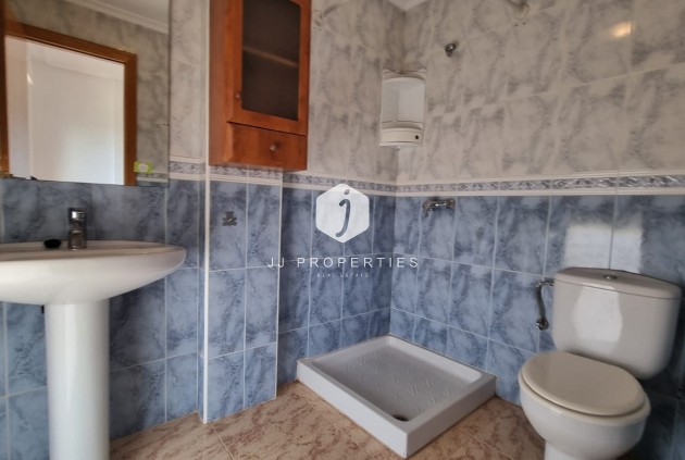 Z drugiej ręki - Szalet -
Orihuela Costa - Costa Blanca