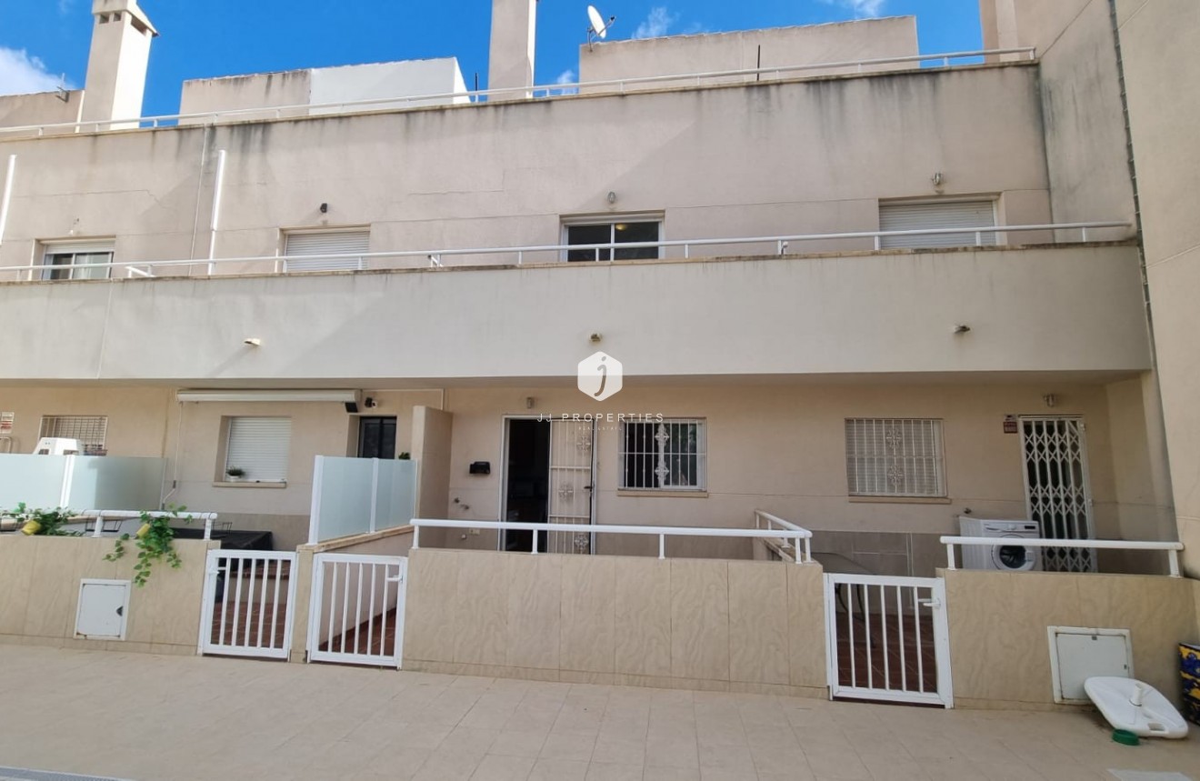 Z drugiej ręki - Szalet -
Orihuela Costa - Costa Blanca