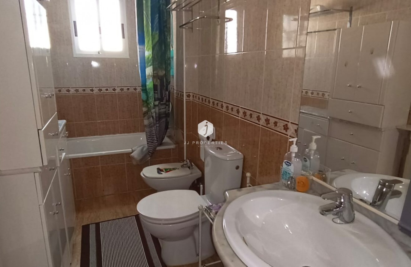 Z drugiej ręki - Villa -
Orihuela Costa - Costa Blanca