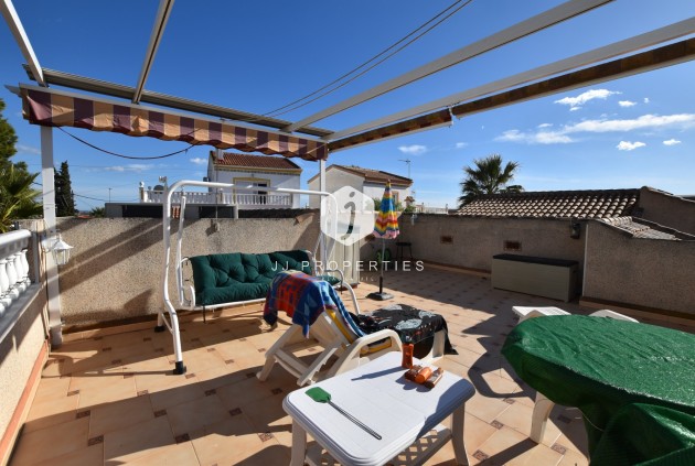 Z drugiej ręki - Villa -
Algorfa - Inland