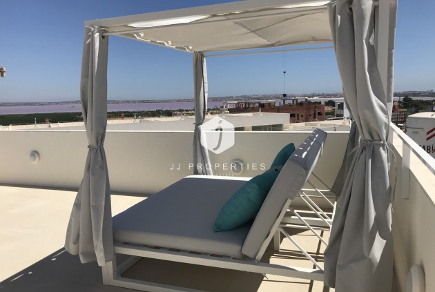 Z drugiej ręki - Daszek -
Torrevieja - Los Balcones