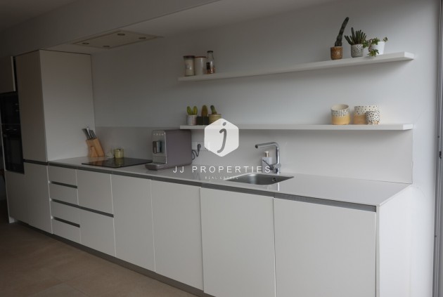 Z drugiej ręki - Daszek -
Torrevieja - Los Balcones