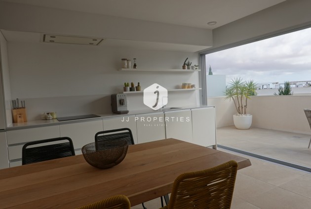 Z drugiej ręki - Daszek -
Torrevieja - Los Balcones