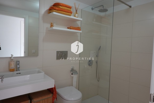 Z drugiej ręki - Daszek -
Torrevieja - Los Balcones