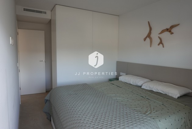 Z drugiej ręki - Daszek -
Torrevieja - Los Balcones