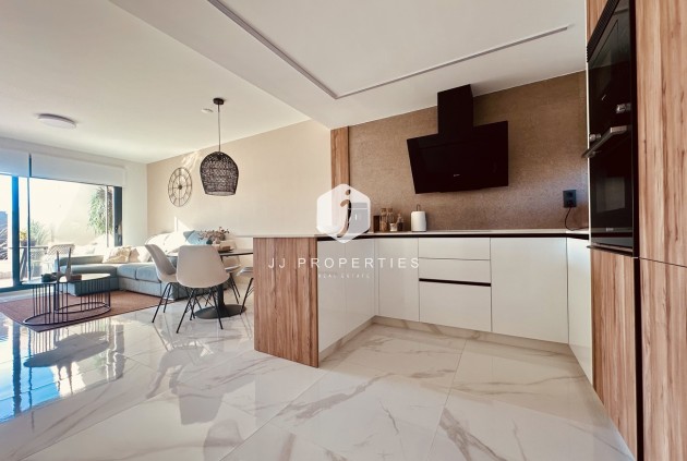 Z drugiej ręki - Daszek -
Guardamar del Segura - El Raso