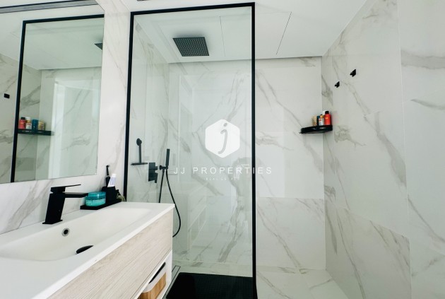 Z drugiej ręki - Daszek -
Guardamar del Segura - El Raso