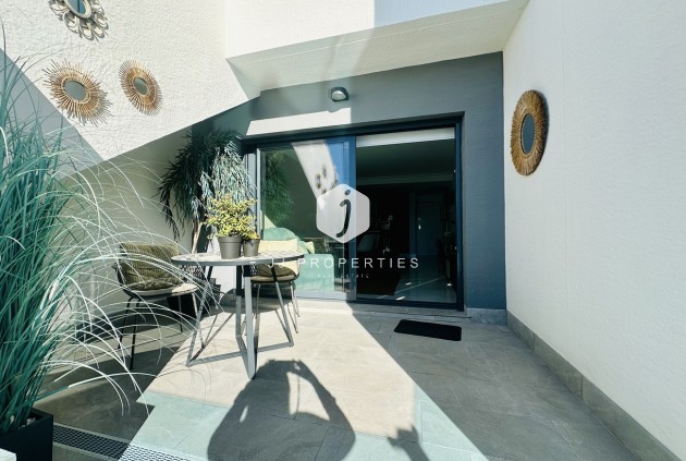 Z drugiej ręki - Daszek -
Guardamar del Segura - El Raso