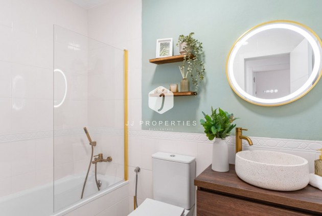 Z drugiej ręki - Szalet -
Orihuela Costa - Costa Blanca