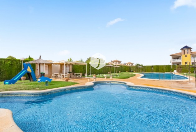 Z drugiej ręki - Szalet -
Orihuela Costa - Costa Blanca