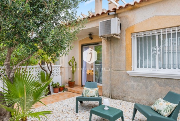 Z drugiej ręki - Szalet -
Orihuela Costa - Costa Blanca