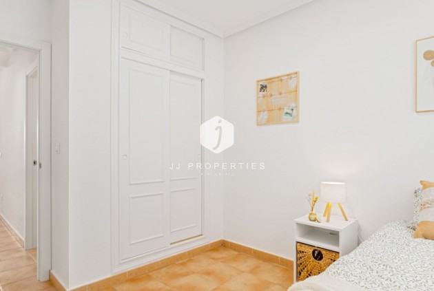 Z drugiej ręki - Szalet -
Orihuela Costa - Costa Blanca